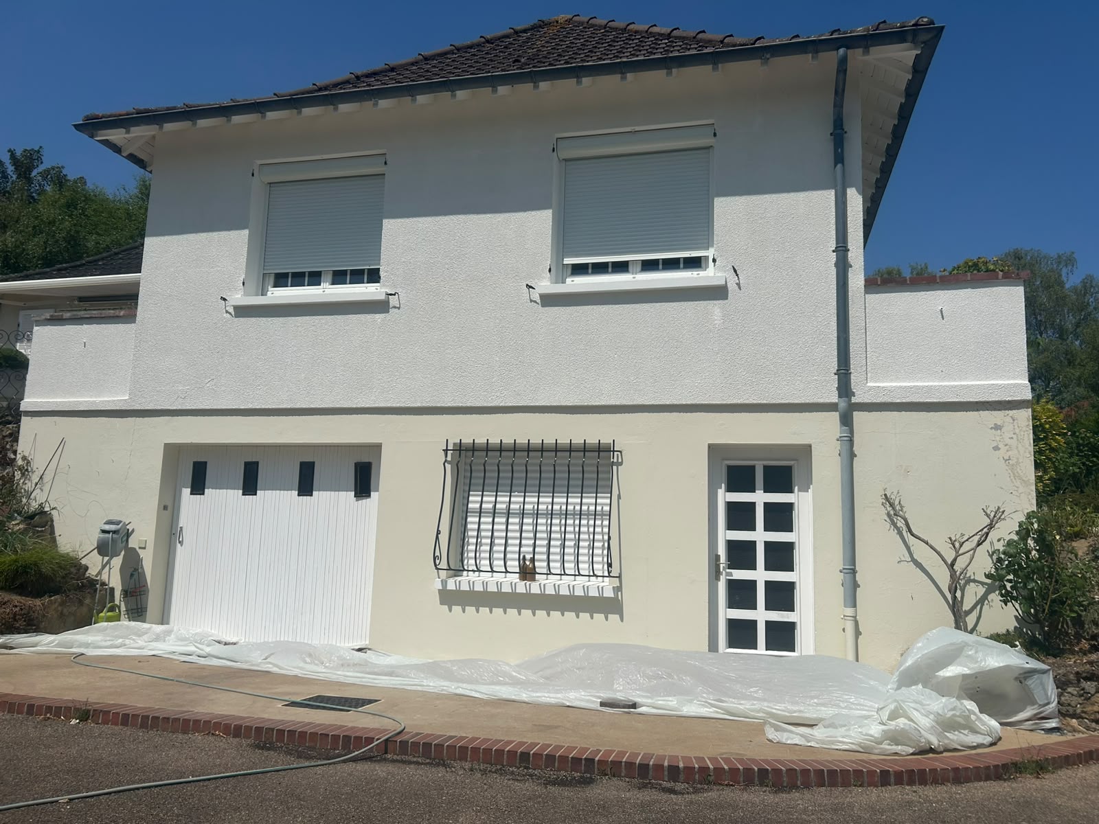 Façade rénovée après travaux par Artisan MG